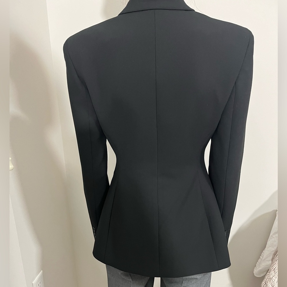 SOLD Aritzia Babaton Standout Blazer Black SOLD - Picture 2 of 10